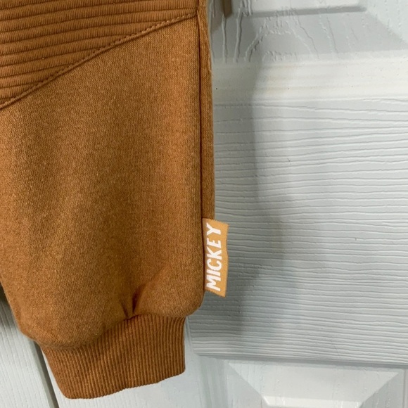 Disney - Kid's Sweatpants Size 5T - Picture 6 of 9